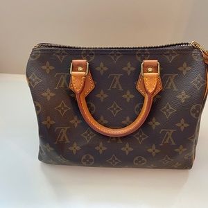 💯 authentic Louis Vuitton speedy 25 bag
